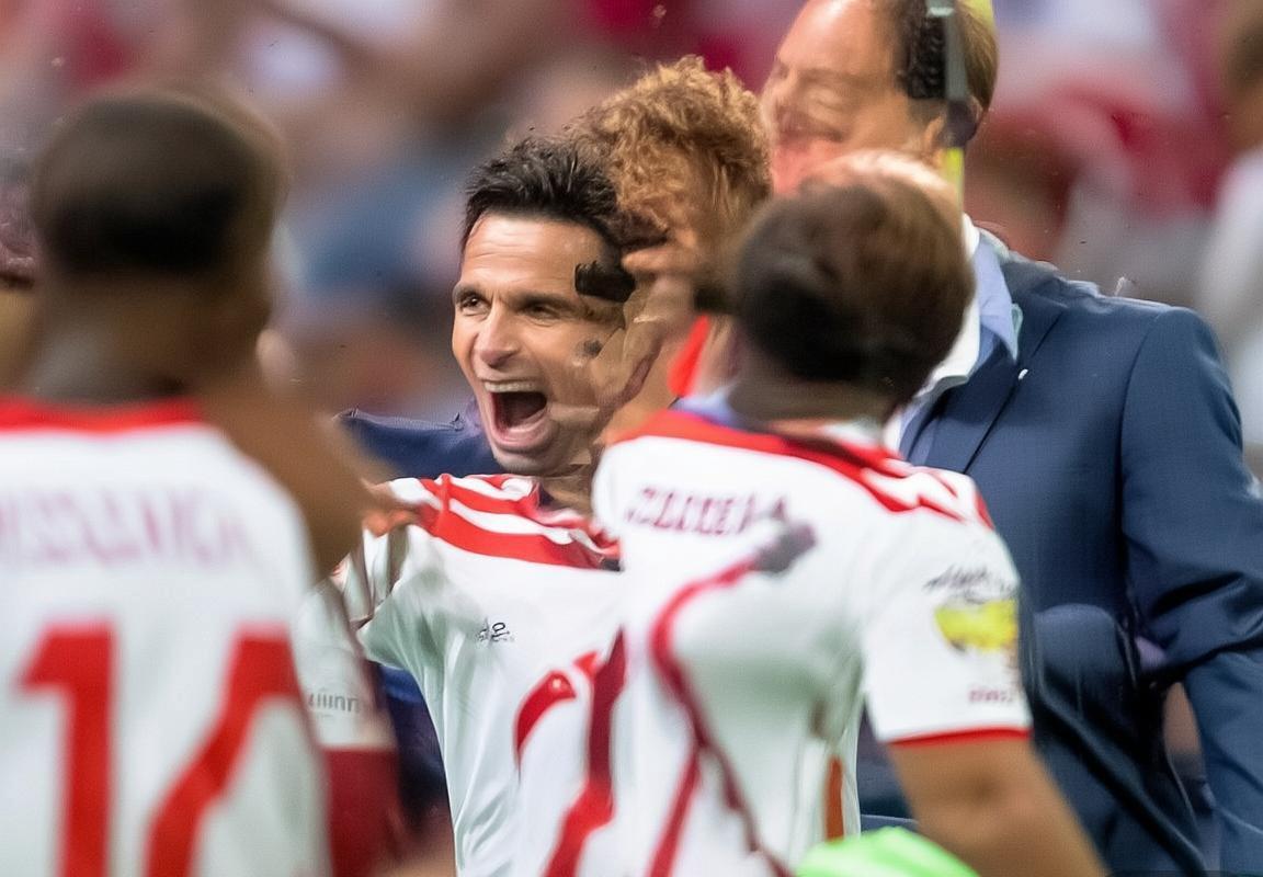 火箭队夏季转会窗口关键抉择：乌度卡与斯通的分歧如何影响季后赛前景